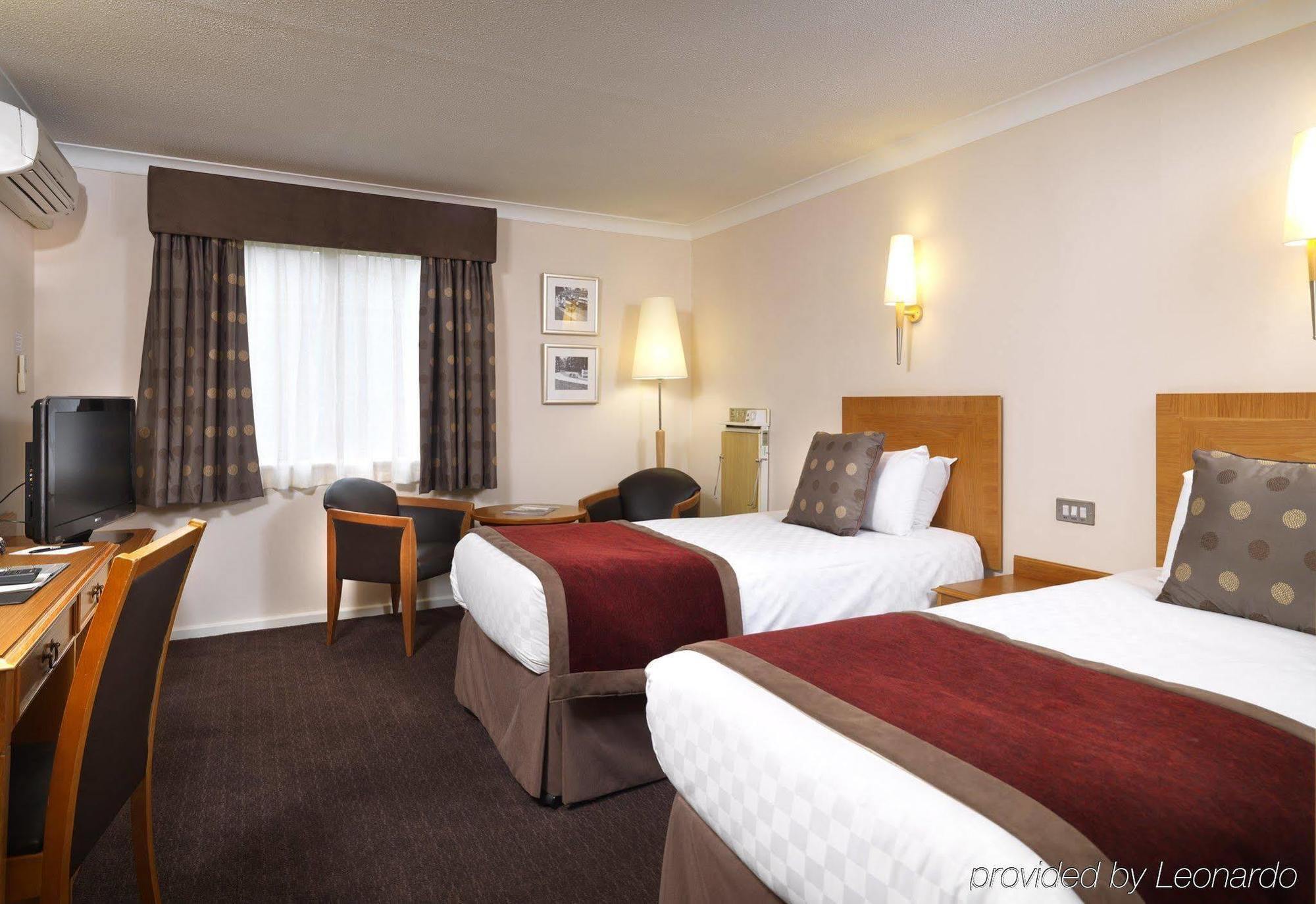 Jurys East Midlands Airport Hotel