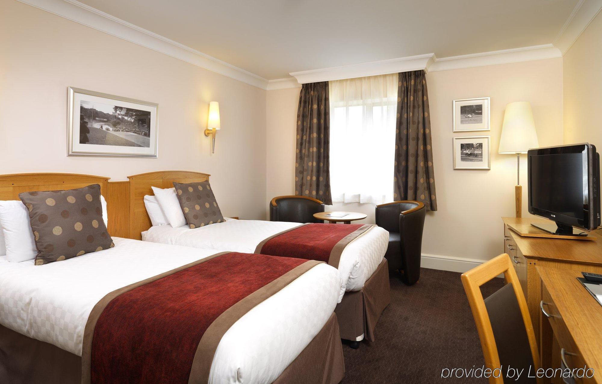 Leonardo East Midlands Airport 4* Castle Donington